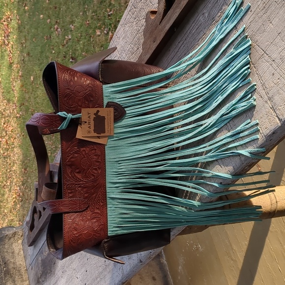 NWT Ariat Purse Claire Western Fringe Concealed Carry Brown Leather A770… - Picture 6 of 16